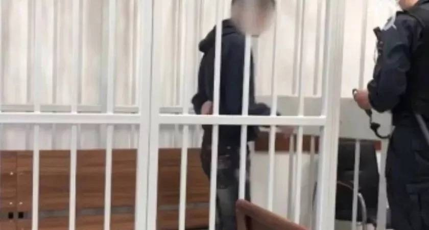 В Кирове невменяемый мужчина зарезал незнакомца на улице