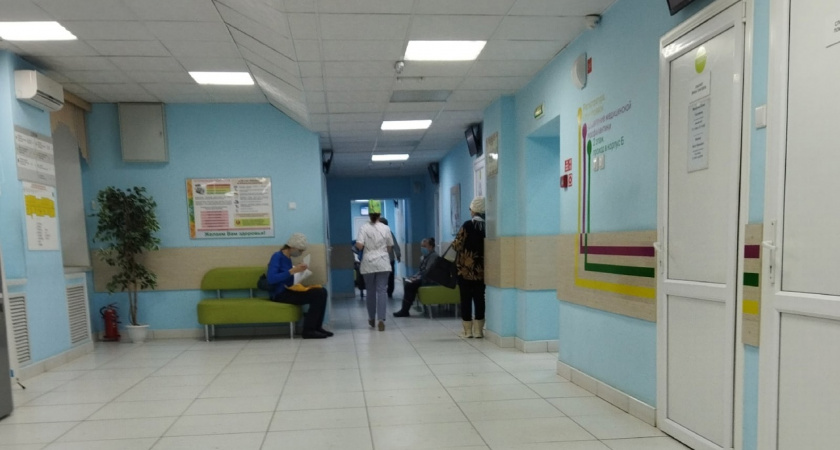 Кировским врачам начнут выплачивать премии за выявление у пациентов онкологии