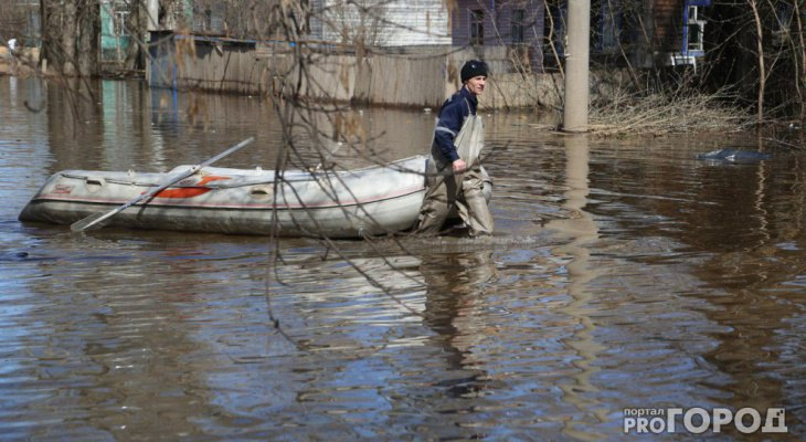 Половодье в Кирове: какие территории уже затоплены?