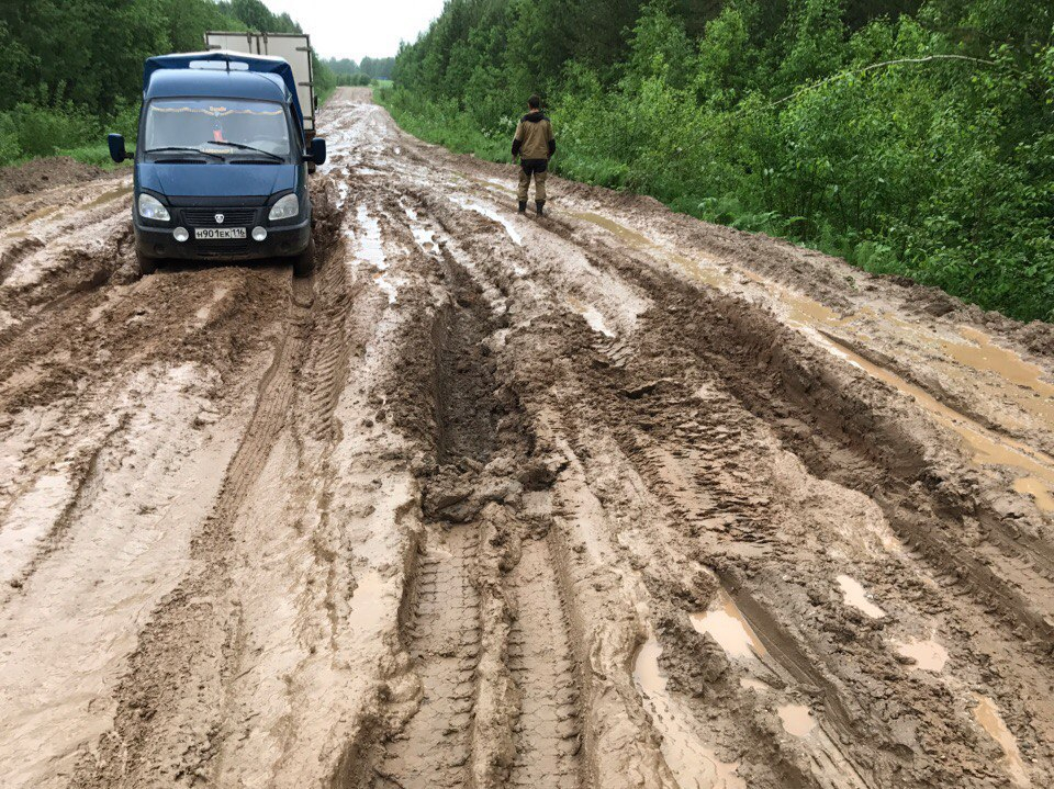 В Кировской области восстановили дорогу, которую водители объезжали через соседний регион
