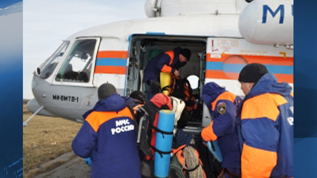 Спасатели эвакуировали кировскую альпинистку, повредившую ногу в горах
