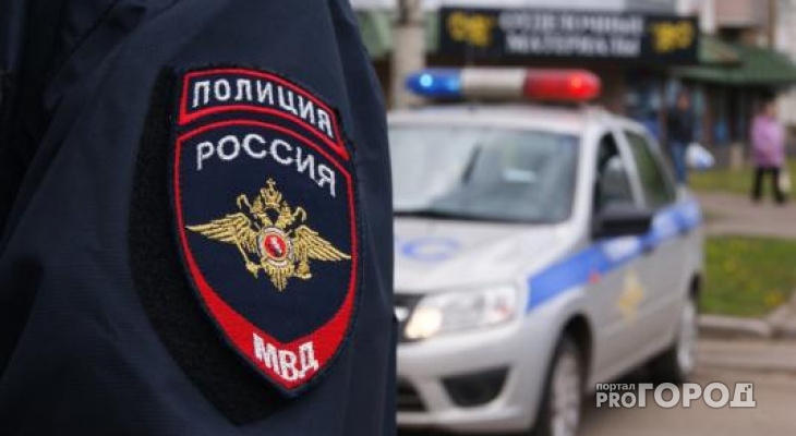 В Кирове мужчина напал на женщину с двухлетним ребенком на глазах прохожих