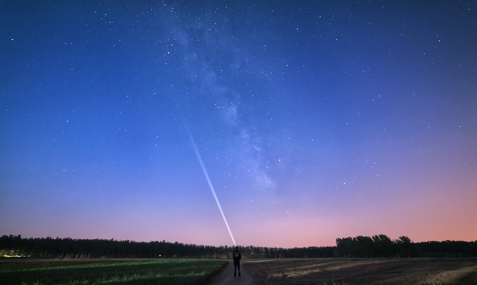 Кировчан приглашают посмотреть на звездопад и объекты далекого космоса