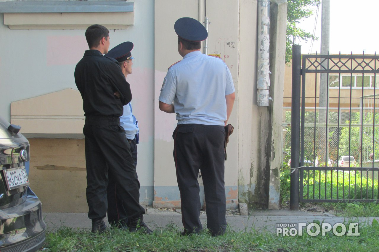 В Кировской области полицейские будут дежурить у школ всю ночь