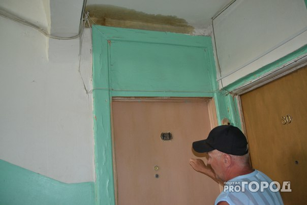 Прокуратура  заставила сделать ремонт в квартире с червями на Чапаева