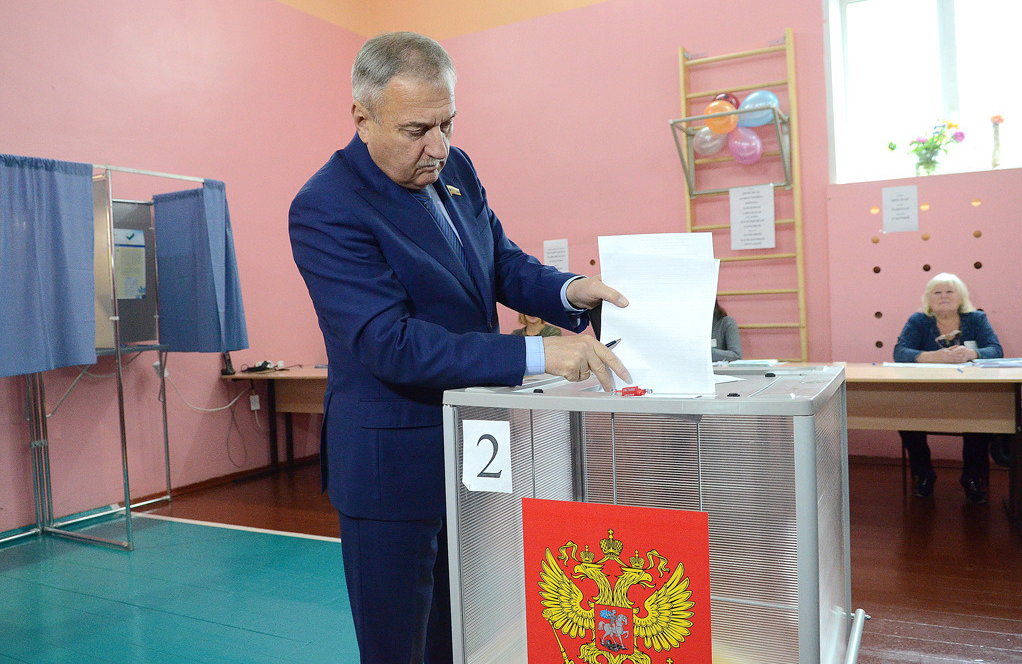Врио губернатора Кировской области и председатель Заксобрания сходили на выборы