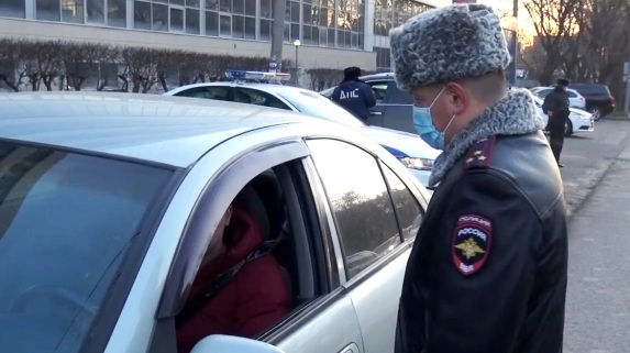 Кировчане не могут зарегистрировать авто через "Госуслуги"