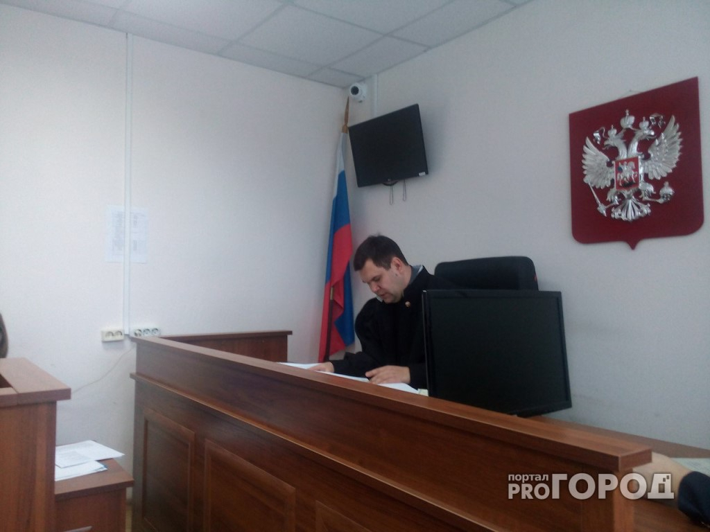В Кировской области осужден мужчина, спаивавший юную дочь
