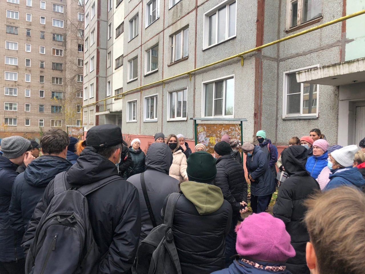 В Кирове жильцы дома на Кольцова остались без воды из-за шантажа