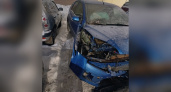 “Удар был такой силы, что пострадавшей накладывали швы”: в центре Кирова столкнулись Ford и Mazda