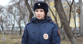 В Кировской области девушка-полицейский вывела двух мужчин из горящего дома