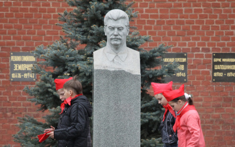 В Кировской области установят памятник Сталину