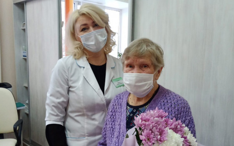 В Кировской области от коронавируса привилась 90-летняя женщина