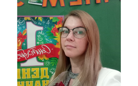 «В День знаний накормила учеников шарлоткой»: история учителя кировской школы