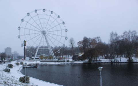 В Кирове прошел снегопад: фото заснеженных улиц города