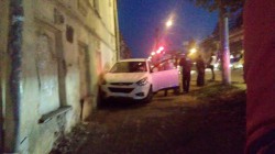 В центре Кирова столкнулись две иномарки: образовалась пробка