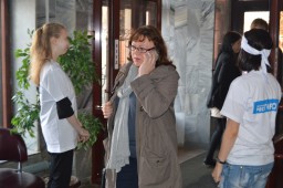 Тотальный диктант в Кирове: волонтеры встретили гостей мероприятия