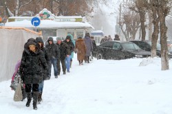 Фоторепортаж: дворники не справляются, техника тоже, как кировчане пережили снегопад?