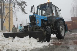 В Кировской области тракторист, расчищая снег, нашел труп