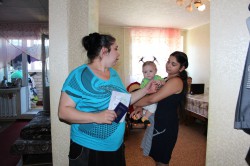 Семьи украинских беженцев, прибывших в Киров, могут обеспечить жильем, лишь разделив их