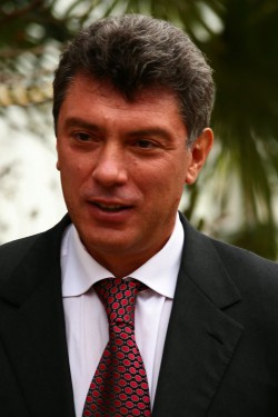 Кировские политики выражают свои соболезнования родственникам погибшего Бориса Немцова