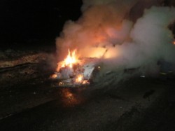 В Кировской области ночью сгорели два автомобиля