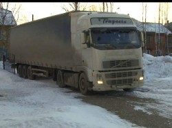 Фуру из Кировской области с контрафактной спиртосодержащей продукцией задержали в Республике Коми