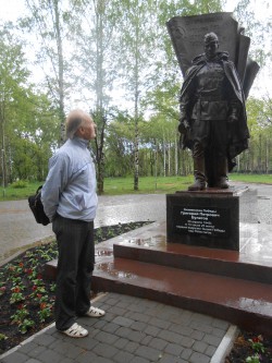 Кировчане: «Памятник Булатову должен был появиться в нашем городе!»