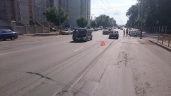 В Кирове легковушка наехала на двоих пешеходов: мужчина и женщина получили травмы