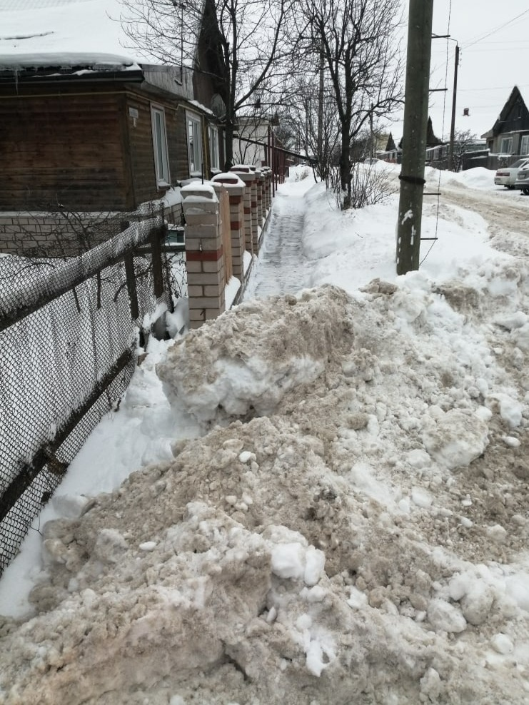 Снег сугроб Бирск. Последствия снегопада в Вятских Полянах фото. Фото последствий снегопада в Ульяновске. Температура в сугробе снега