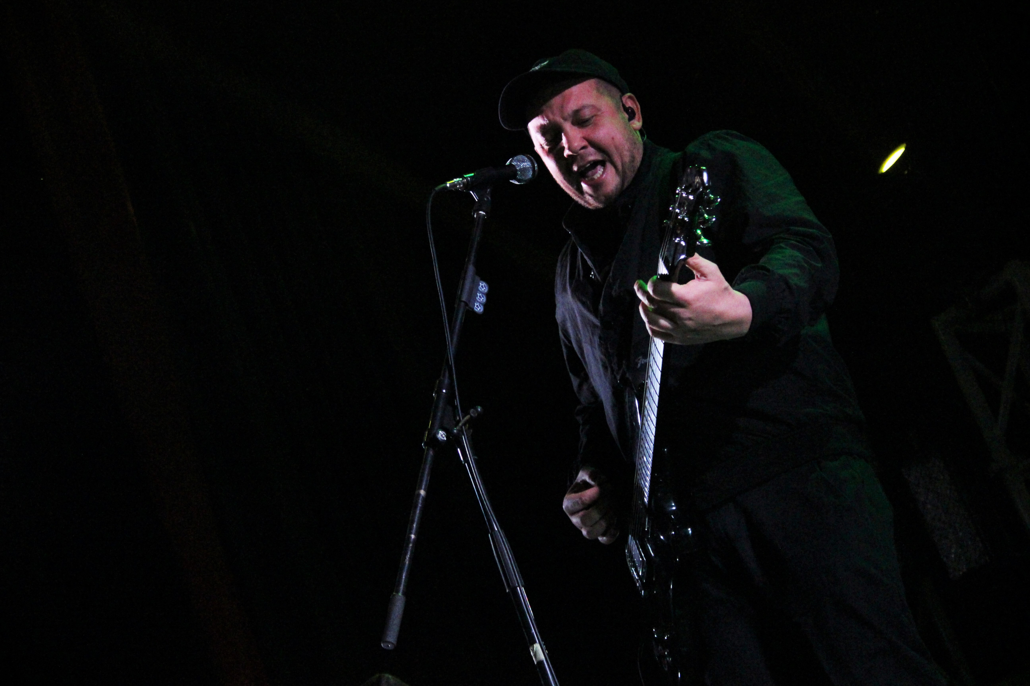 Город в лицах: концерт Сергея Бобунца ("Смысловые галлюцинации") в GAUDI