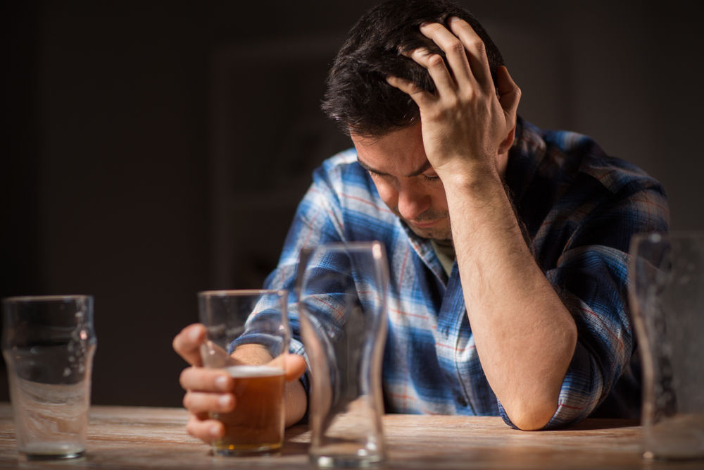 Мой муж уже кодировался от алкоголизма, но опять начал пить. Что делать?