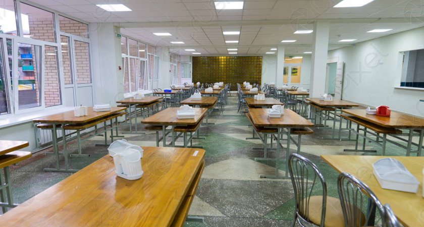 В Кирове после жалобы посетителя в Роспотребнадзор закрыли столовую