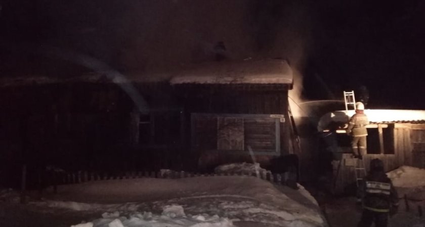 8 марта на пожаре в Кировской области погибли два человека