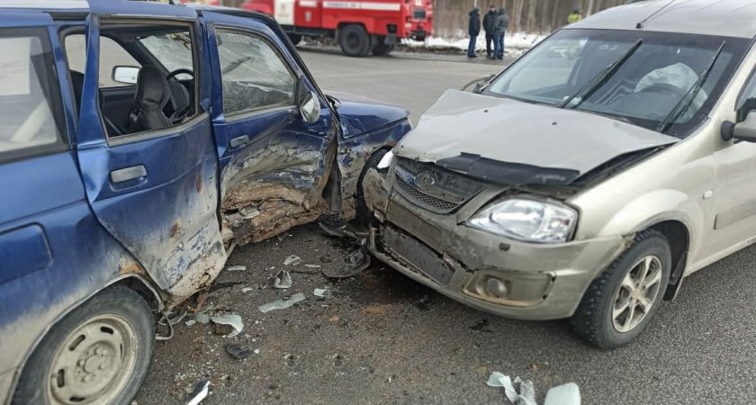 В аварии на Южном обходе Кирова пострадала девочка