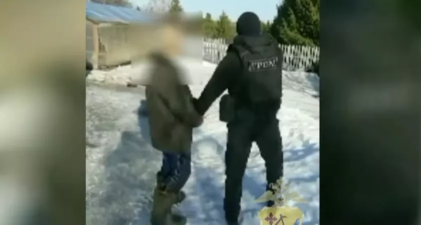 Фото к статье: В Котельниче полицейские поймали 55-летнего наркобарона