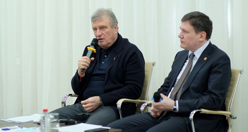 Губернатор и председатель правительства ответили на вопросы жителей Кировской области