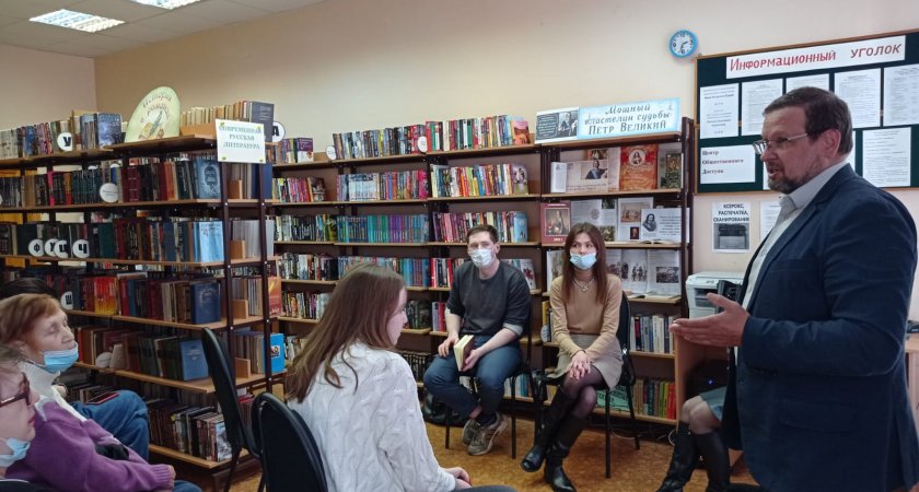 Специалисты "Т Плюс" провели семинары для старших по домам в Кирове