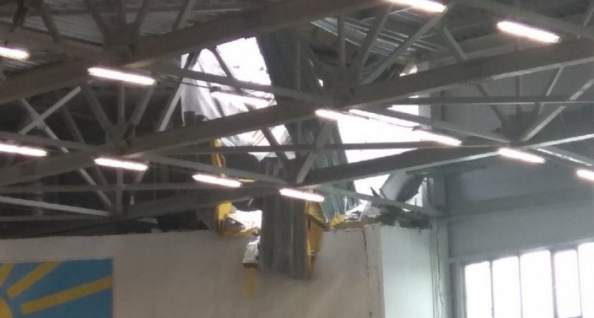 В прокуратуре рассказали, что стало причиной обрушения крыши спорткомплекса "Вересники"