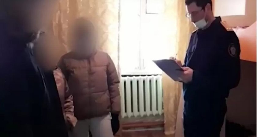 Очевидцы: в Кировской области подросток убил сестру и сбежал