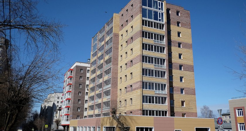 В Кирове спустя семь лет достроили проблемный дом на Преображенской
