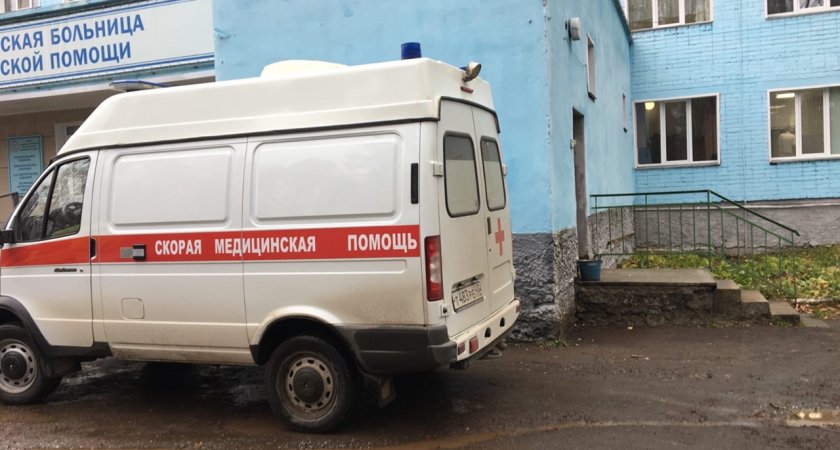 В Кировской области 18-летний парень угнал карету скорой помощи