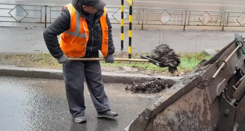 Работа идет круглые сутки: власти Кирова обещают прибрать город к 1 мая