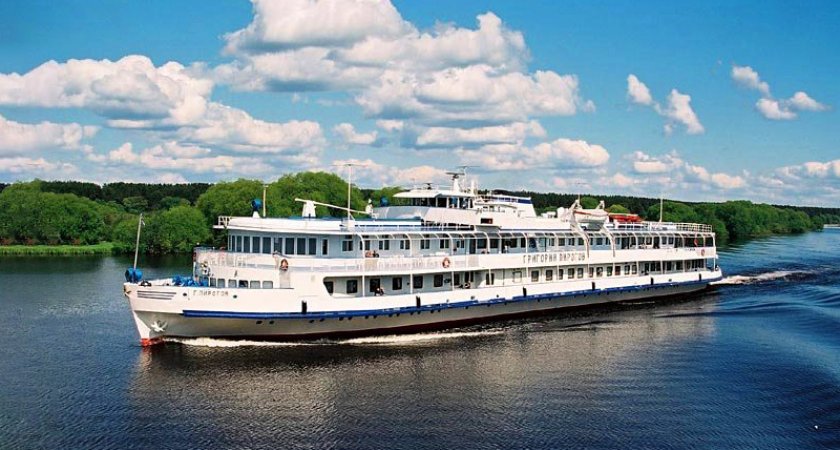 7 мая в Кировскую область прибудет двухпалубный круизный теплоход 
