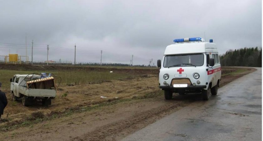 В Кировской области на трассе случилось ДТП с четырьмя пострадавшими