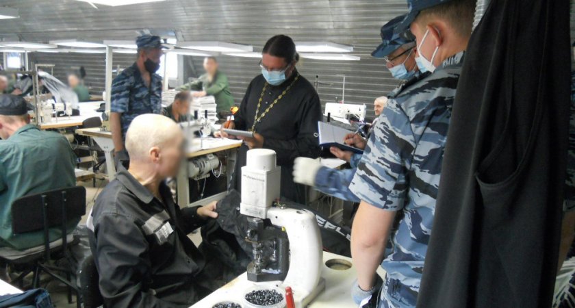 Экс-сотрудник УФСИН Кировской области получал взятки от заключенных