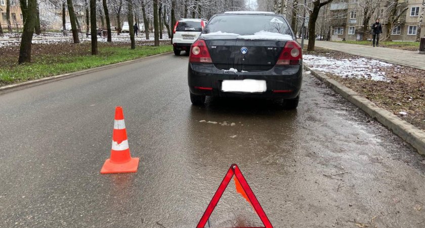 В Кирове на пешеходном переходе сбили трех детей