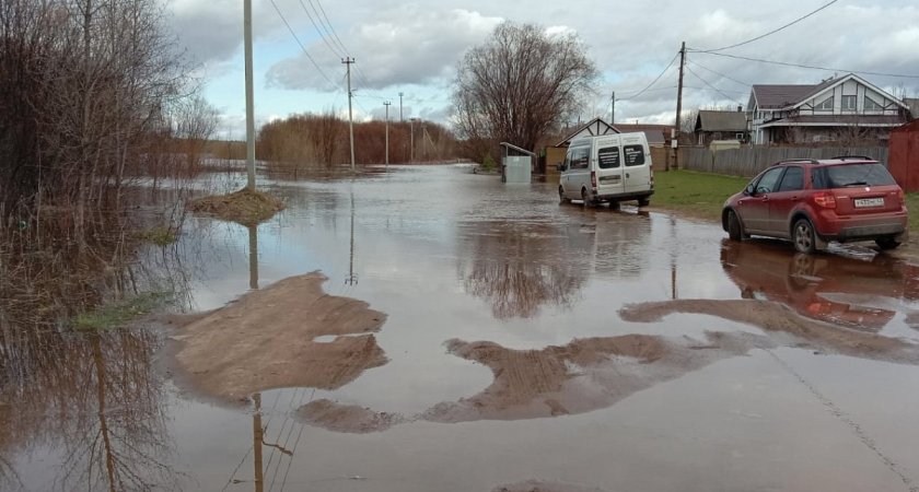 В Кирове затопило несколько улиц