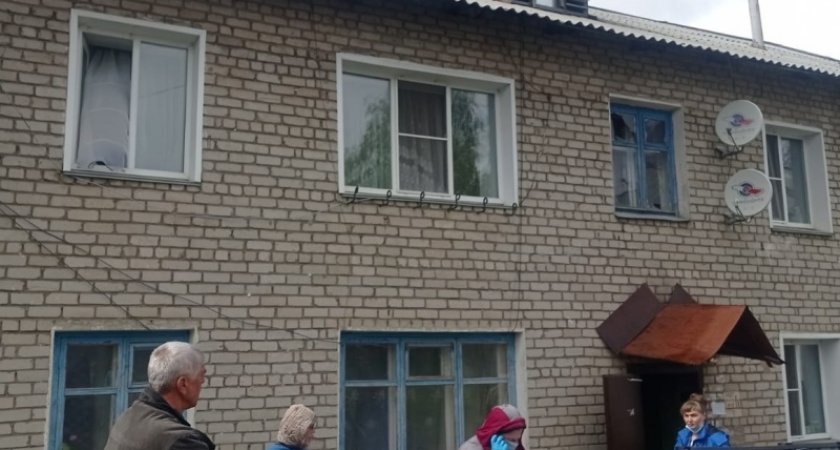 В Кировской области вспыхнул многоквартирный дом