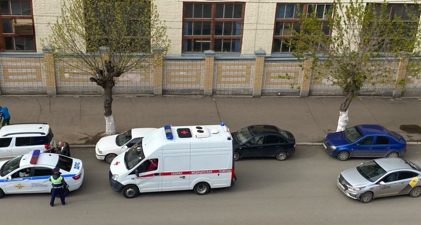 В центре Кирова таксист сбил пожилую женщину